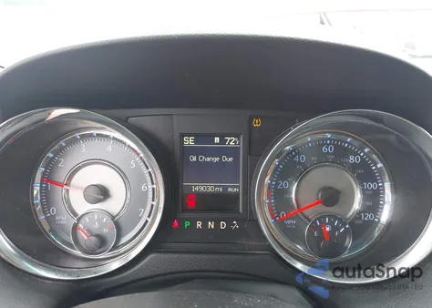 2015 Chrysler Town & Country Touring z USA, uszkodzony, nr VIN 2C4RC1BG1FR520513